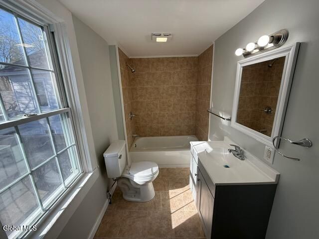 24 Orville Street, Glens Falls, NY 12801