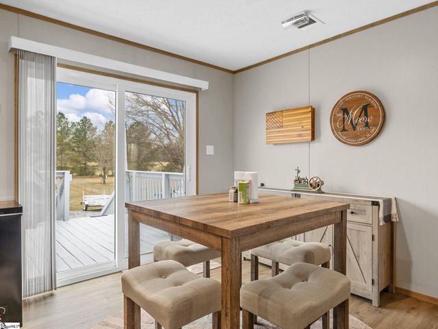 339 Sara Ann Lane, Roebuck, SC 29376