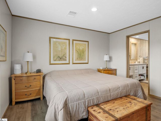 339 Sara Ann Lane, Roebuck, SC 29376