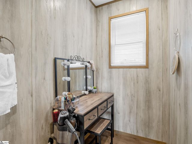 339 Sara Ann Lane, Roebuck, SC 29376