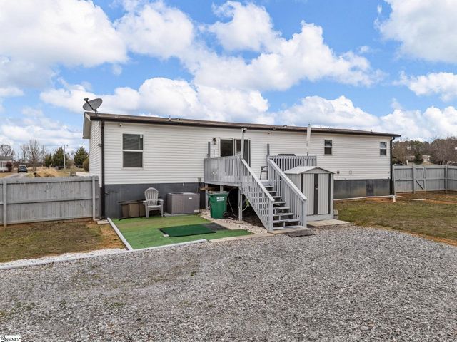 339 Sara Ann Lane, Roebuck, SC 29376