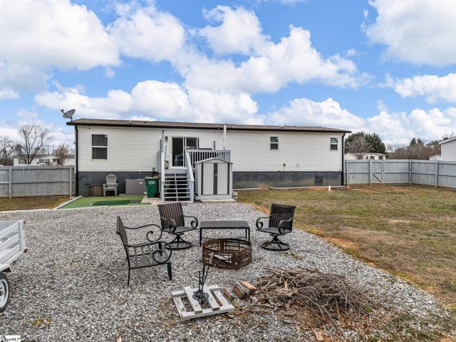 339 Sara Ann Lane, Roebuck, SC 29376