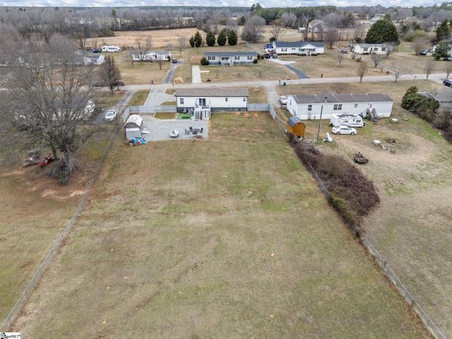 339 Sara Ann Lane, Roebuck, SC 29376