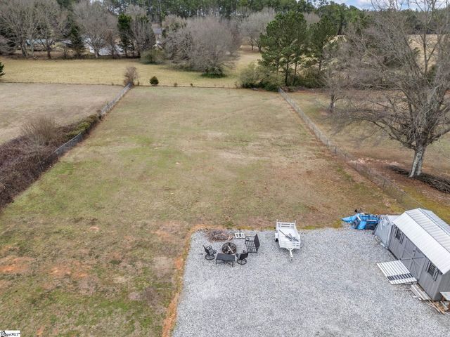 339 Sara Ann Lane, Roebuck, SC 29376