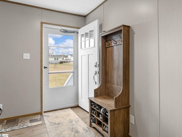 339 Sara Ann Lane, Roebuck, SC 29376