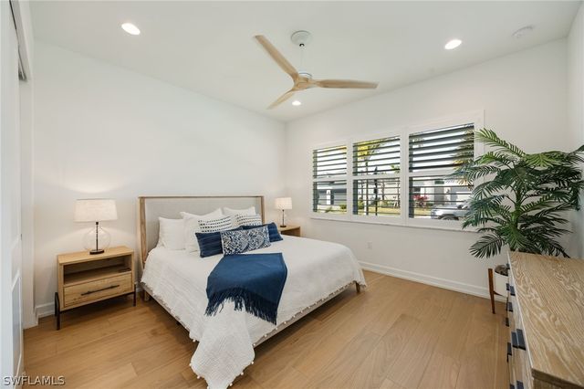 12128 Eucalyptus WAY, Naples, FL 34120