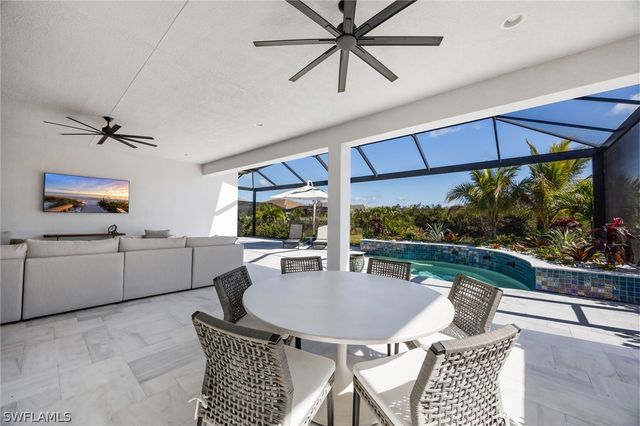 12128 Eucalyptus WAY, Naples, FL 34120