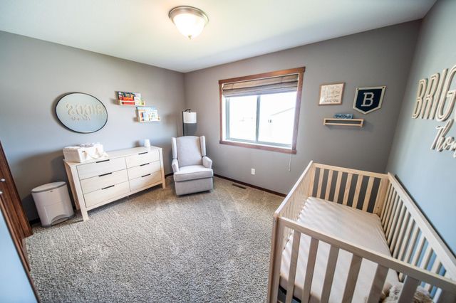 4820 Spire Lane NW, Rochester, MN 55901