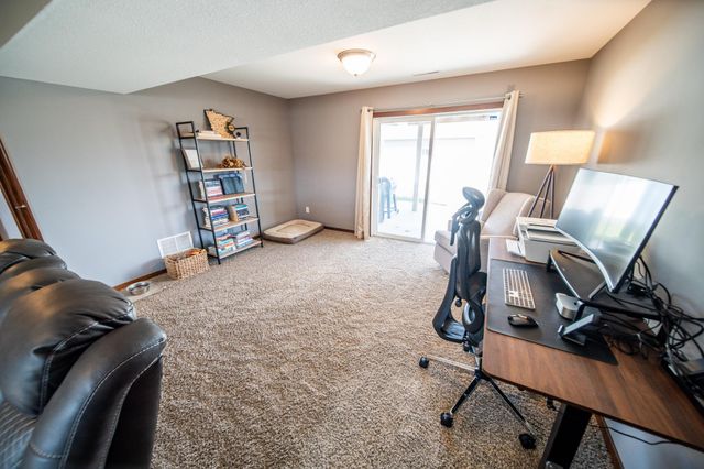 4820 Spire Lane NW, Rochester, MN 55901