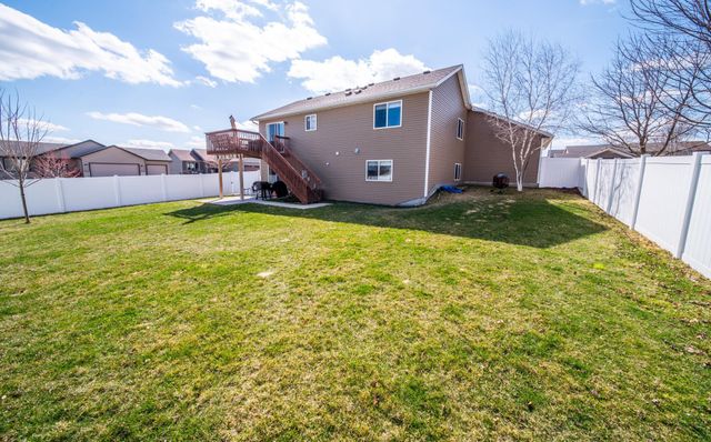 4820 Spire Lane NW, Rochester, MN 55901