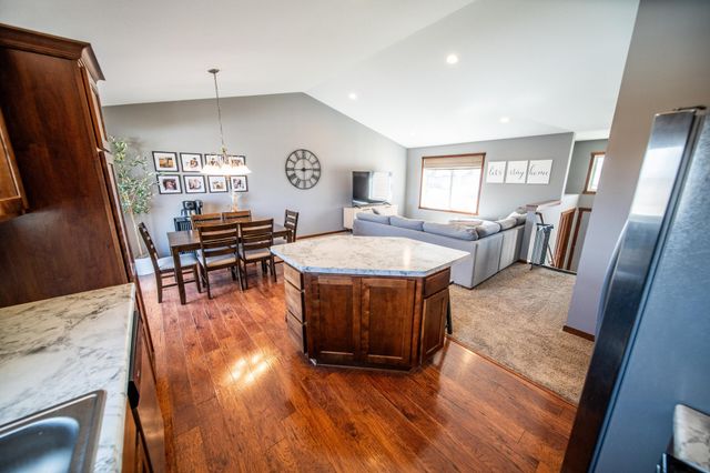 4820 Spire Lane NW, Rochester, MN 55901