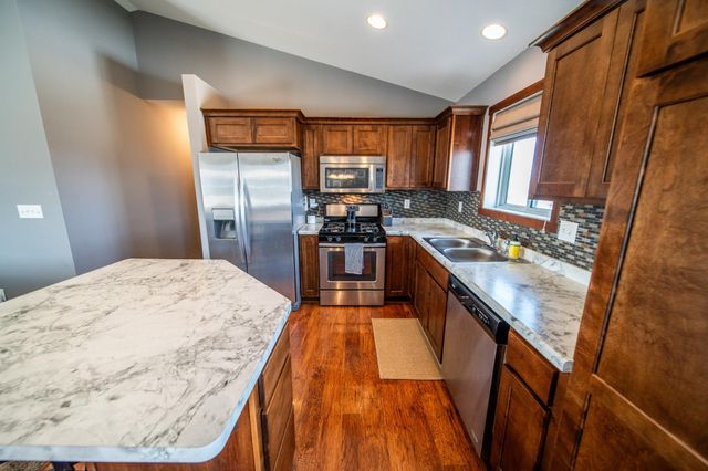 4820 Spire Lane NW, Rochester, MN 55901