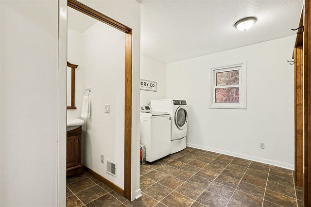 14252 128th Avenue, Grand Haven, MI 49417