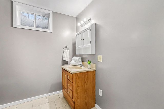 14252 128th Avenue, Grand Haven, MI 49417