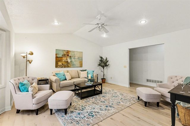 14252 128th Avenue, Grand Haven, MI 49417