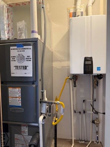 736 E Heron Dr, Pueblo West, CO 81007