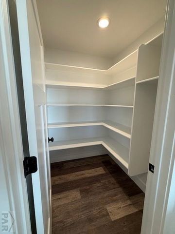 736 E Heron Dr, Pueblo West, CO 81007