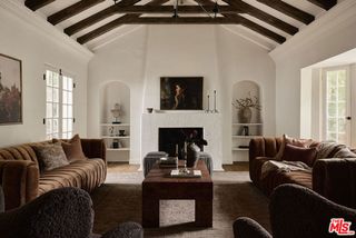 1654 N Beverly Drive, Beverly Hills, CA 90210