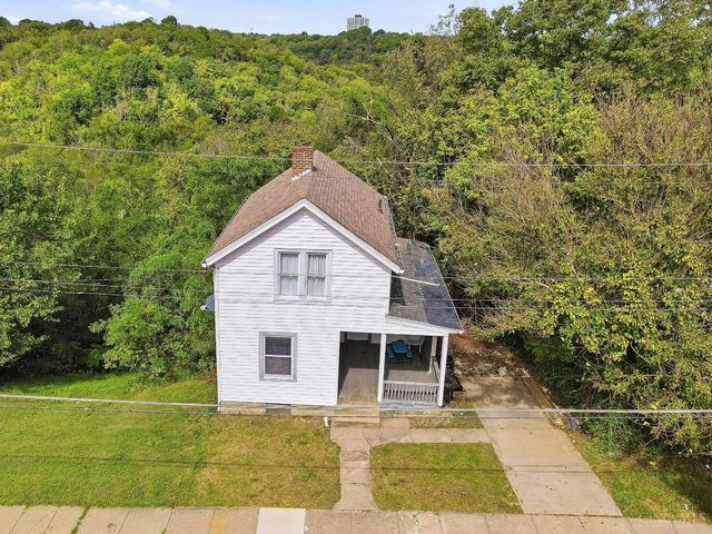 1918 Fairmount Avenue, Cincinnati, OH 45214