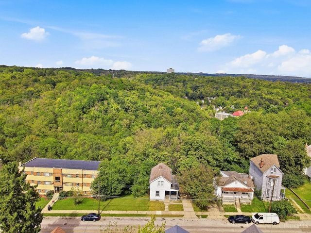 1918 Fairmount Avenue, Cincinnati, OH 45214