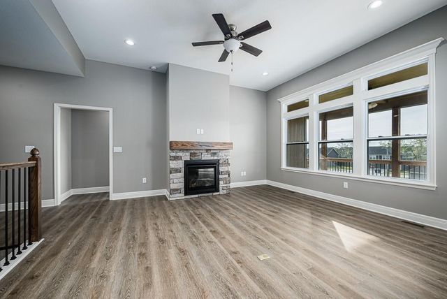 15601 Austin Court, Basehor, KS 66007