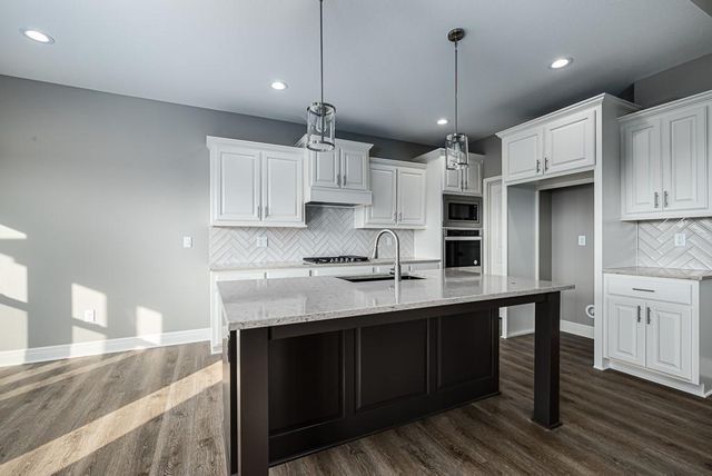 15601 Austin Court, Basehor, KS 66007