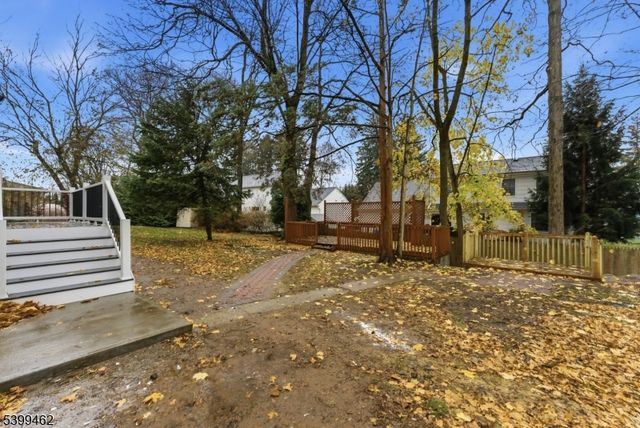 33 E Lincoln St, Verona Twp., NJ 07044