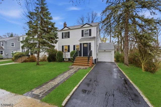 33 E Lincoln St, Verona Twp., NJ 07044
