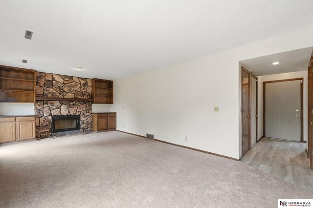 3431 Faye Drive, Bellevue, NE 68123