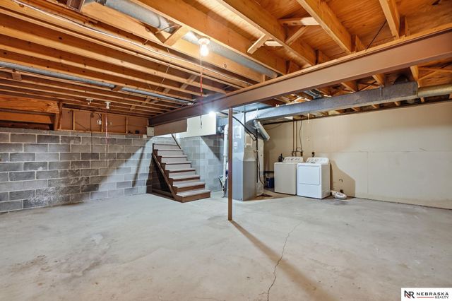 3431 Faye Drive, Bellevue, NE 68123