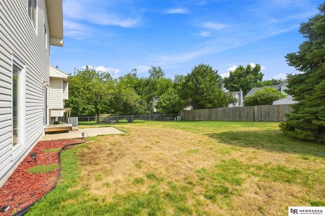 3431 Faye Drive, Bellevue, NE 68123