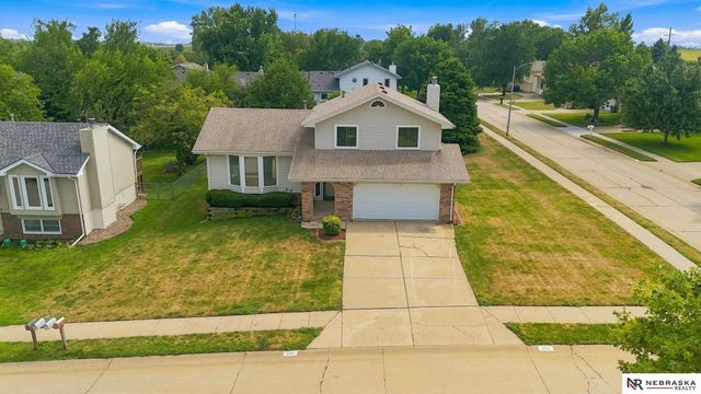 3431 Faye Drive, Bellevue, NE 68123