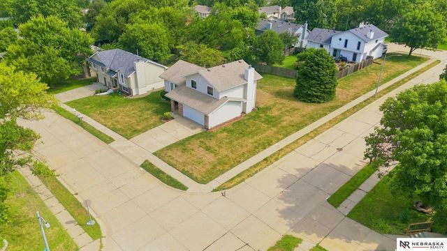3431 Faye Drive, Bellevue, NE 68123