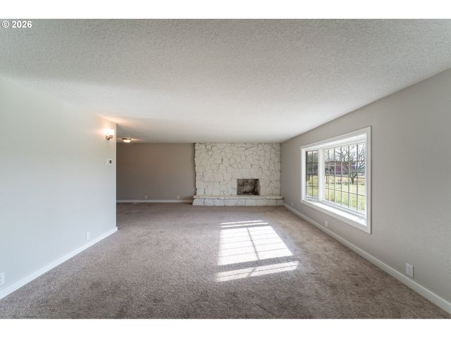 10001 Se AMITY-DAYTON Hwy, Mc Minnville, OR 97128