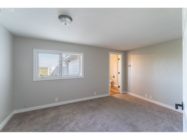 10001 Se AMITY-DAYTON Hwy, Mc Minnville, OR 97128
