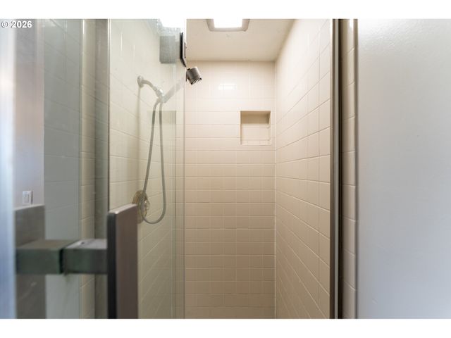 10001 Se AMITY-DAYTON Hwy, Mc Minnville, OR 97128