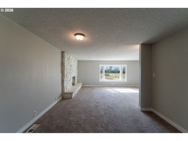 10001 Se AMITY-DAYTON Hwy, Mc Minnville, OR 97128