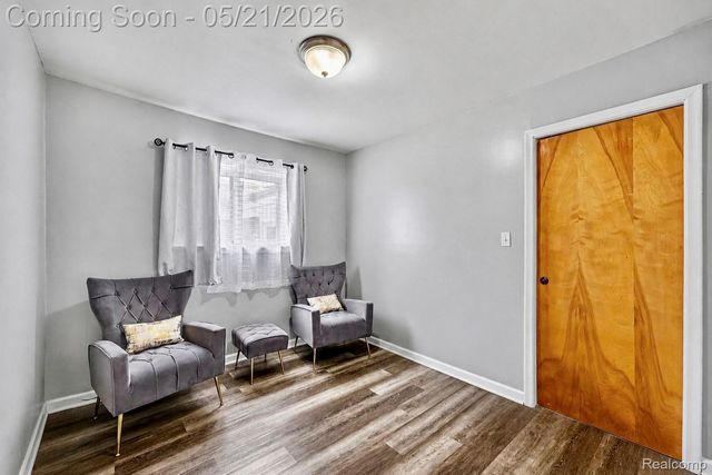 28326 Alden Street, Madison Heights, MI 48071
