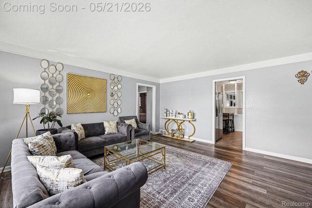 28326 Alden Street, Madison Heights, MI 48071