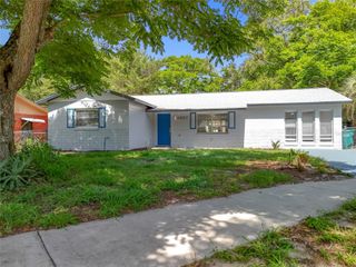 1307 JEAN COURT, Eustis, FL 32726