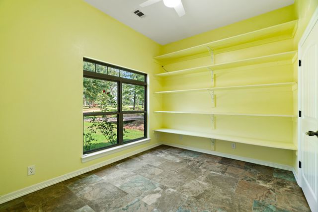 821 County Road 43830, Paris, TX 75462