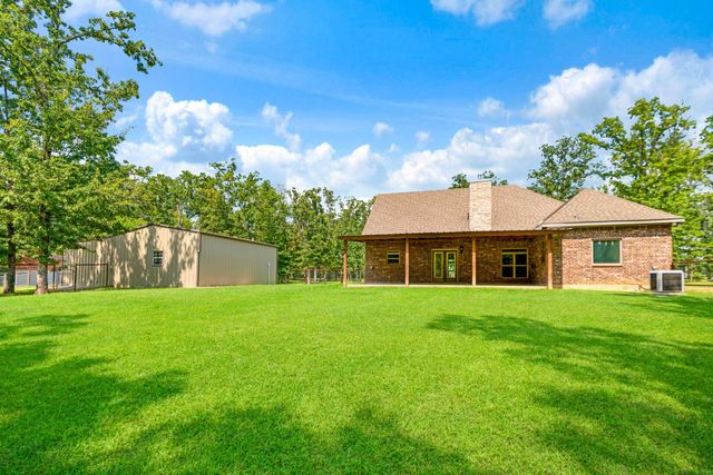 821 County Road 43830, Paris, TX 75462