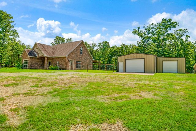 821 County Road 43830, Paris, TX 75462