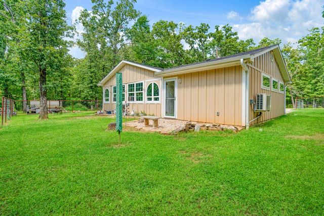 821 County Road 43830, Paris, TX 75462