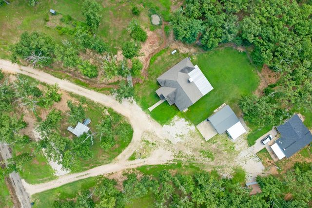 821 County Road 43830, Paris, TX 75462
