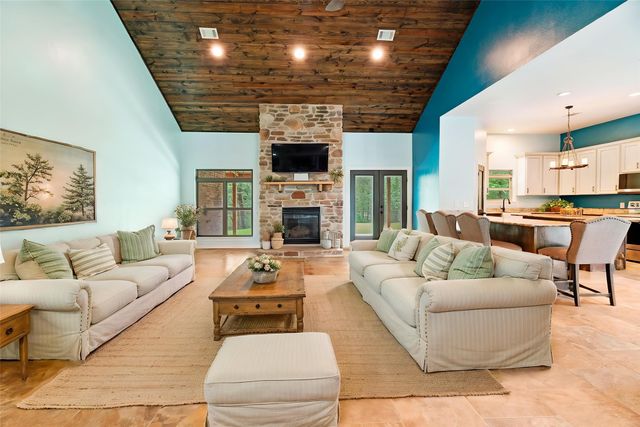 821 County Road 43830, Paris, TX 75462