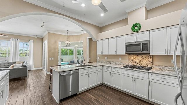 1801 SANDHILL LANE, Winter Haven, FL 33884