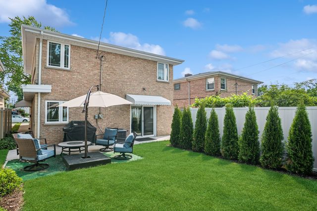 4546 Howard Street, Skokie, IL 60076