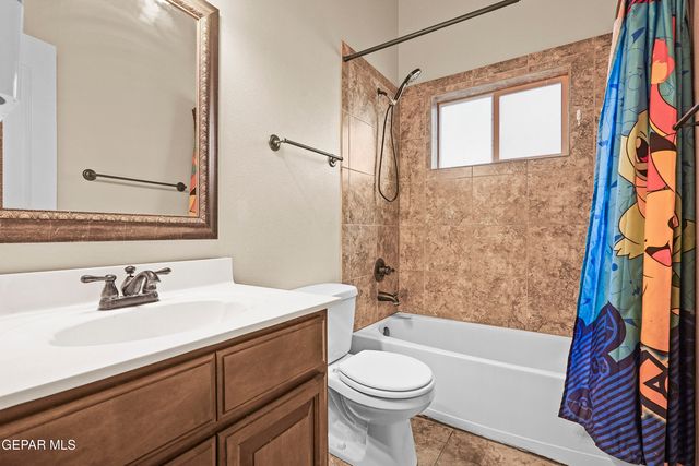 11536 CHARLES BOYLE Place, El Paso, TX 79934