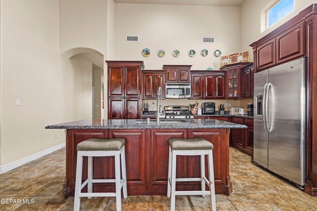 11536 CHARLES BOYLE Place, El Paso, TX 79934